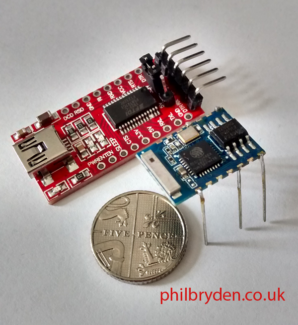 TTL USB ESP2866-03 size comparison